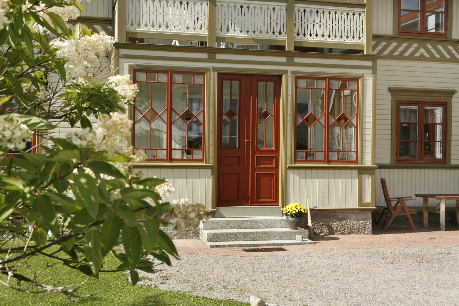 3-glas 2+1 utåtgående fönster